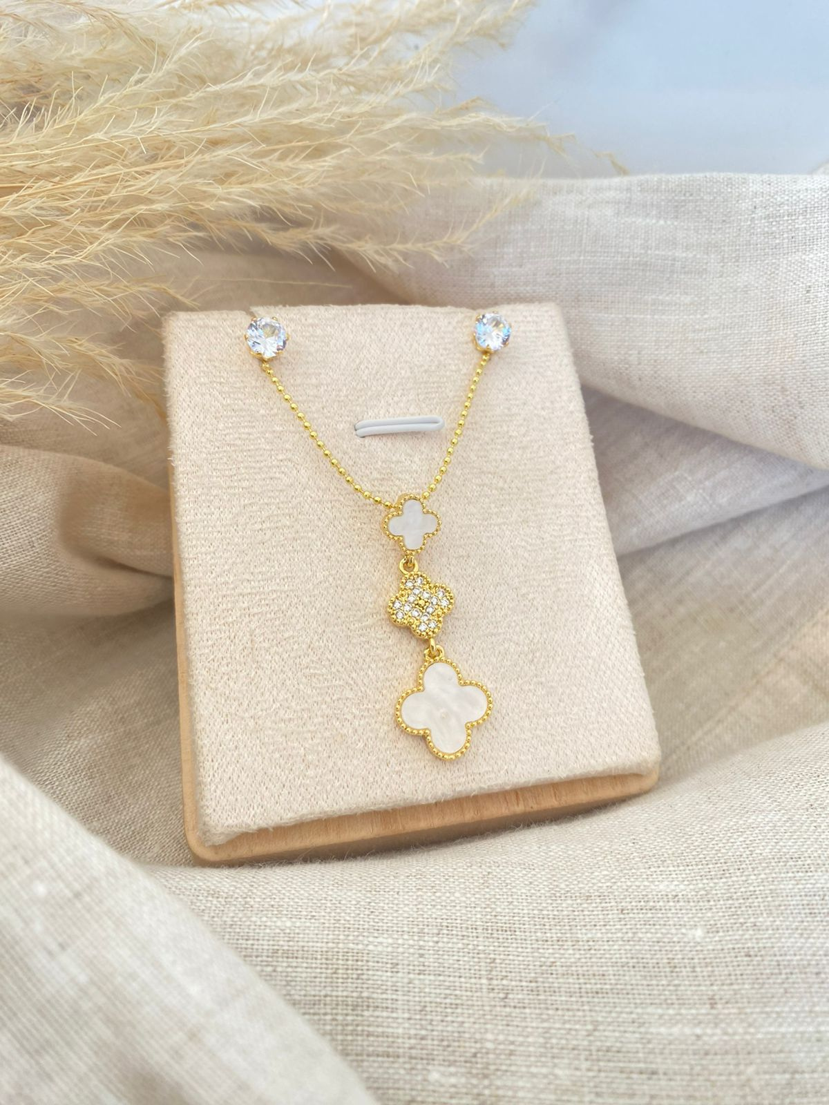 Set cover gold van cleef