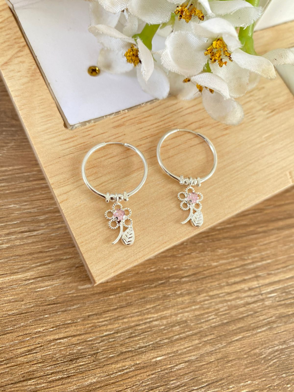 Candongas plata flor