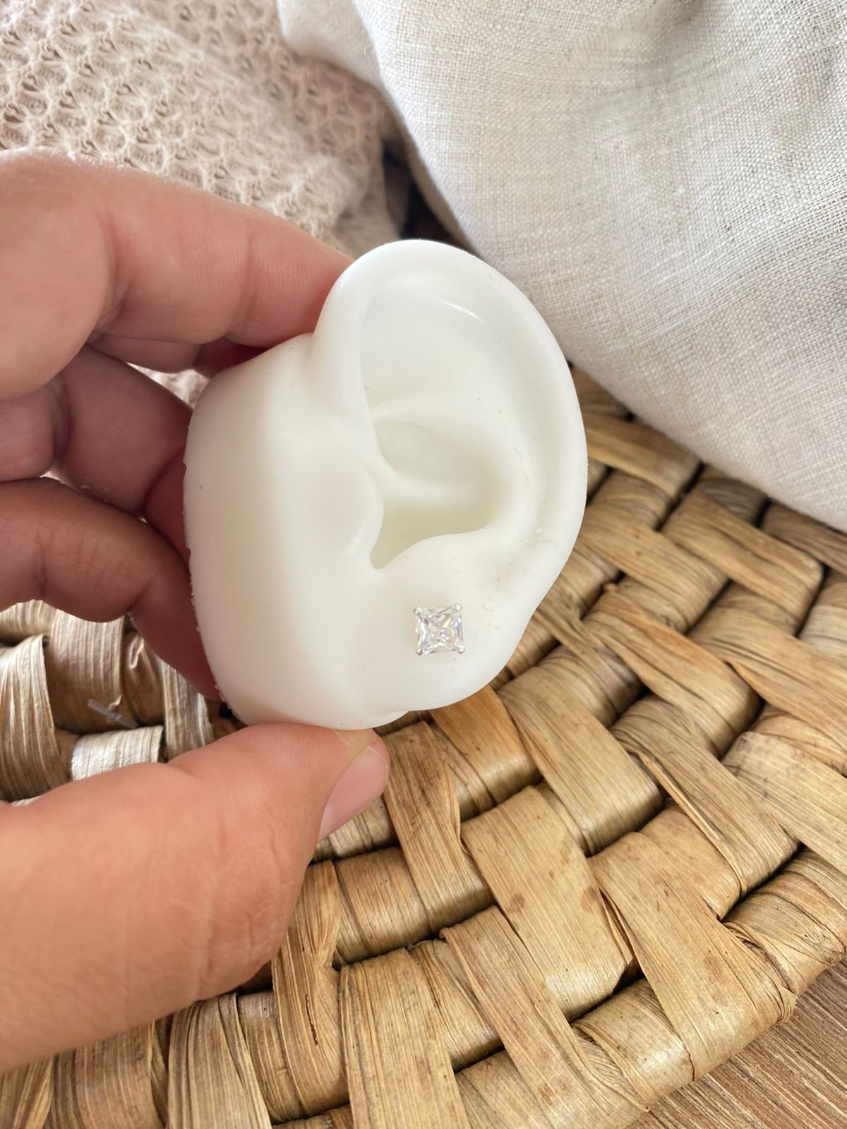 Topos plata zircon cuadrado