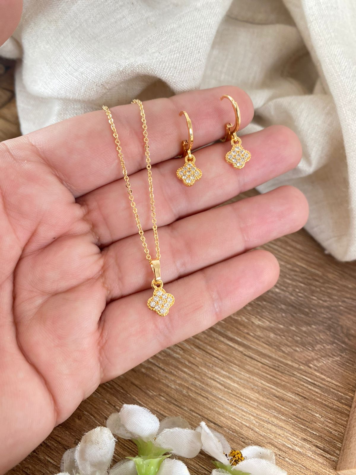 Set cover gold  van cleef gancho